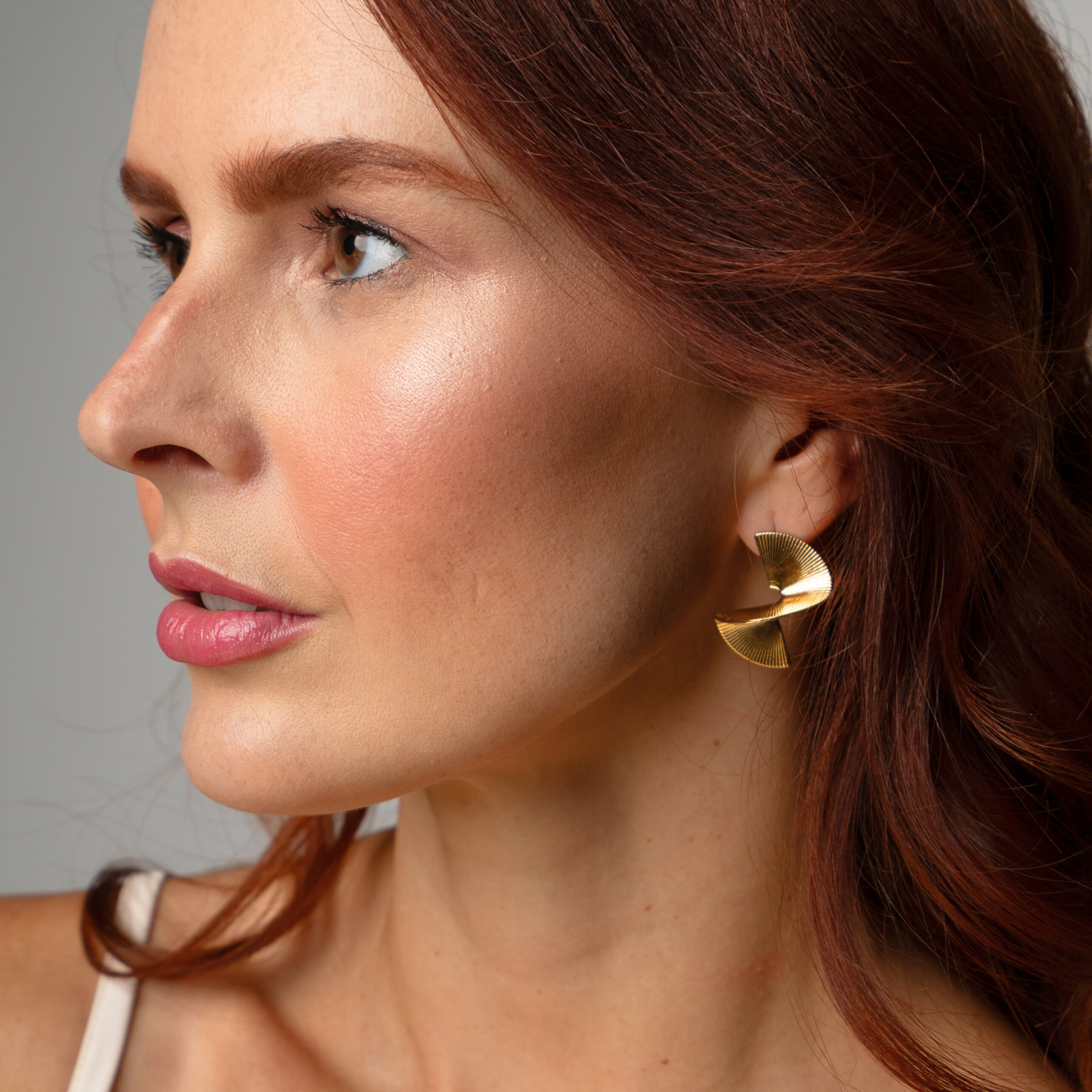 Manu Earrings - Gold