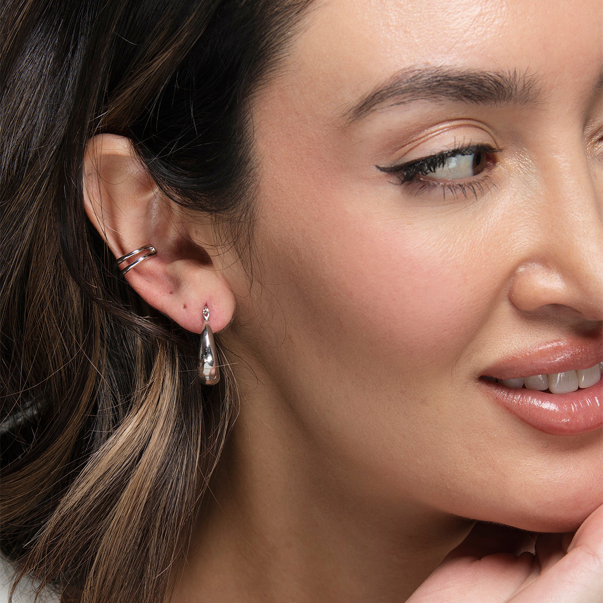 Leona Hoops - White Rhodium