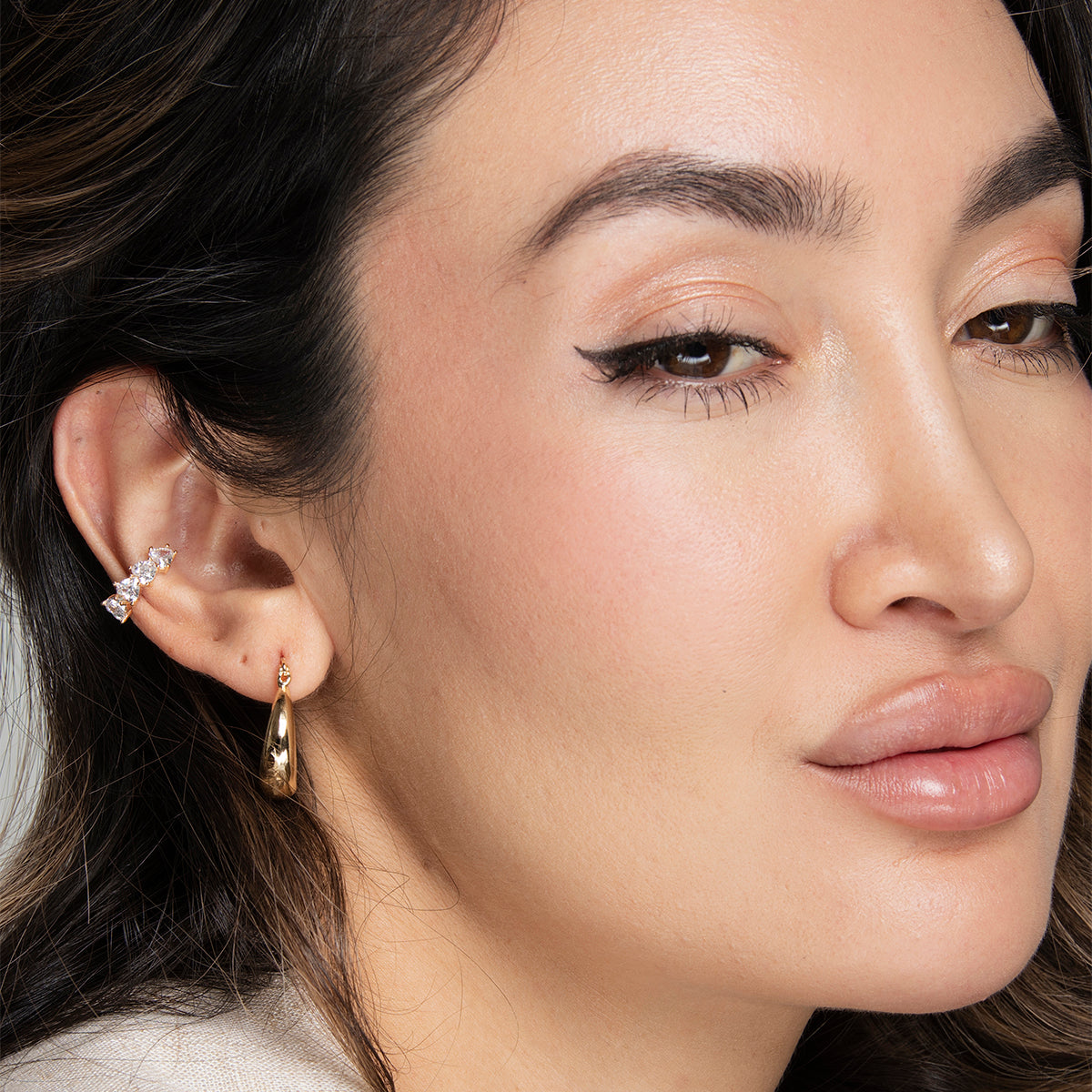 Ear Cuff Hearts with Cristals