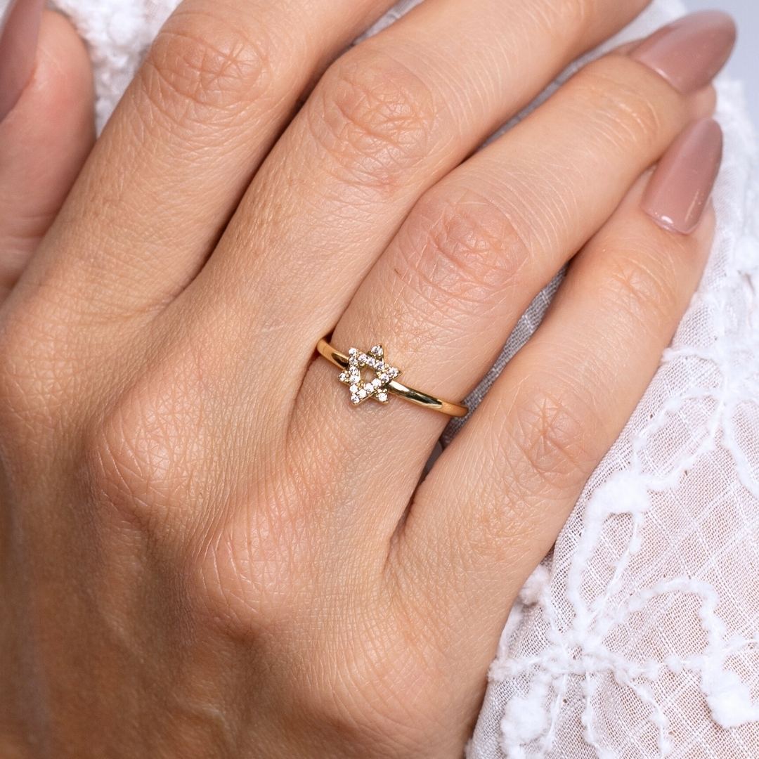 Leah David Star Ring - Gold