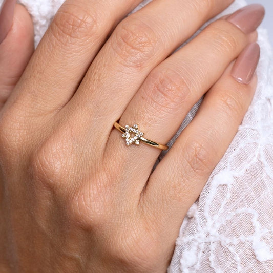 Leah David Star Ring - Gold