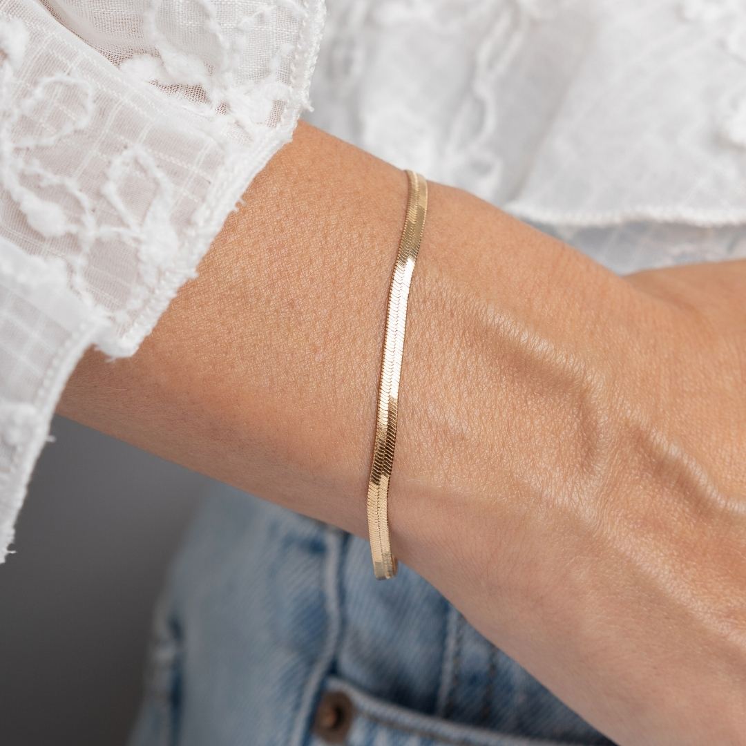 Herringbone Bracelet Gold - Medium