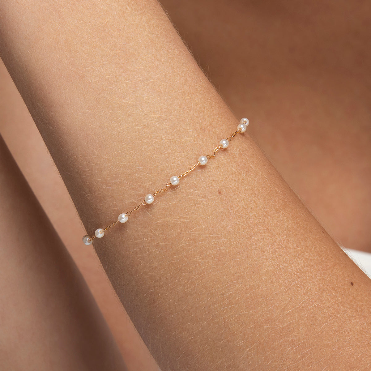 Super Dainty Pearl Bracelet