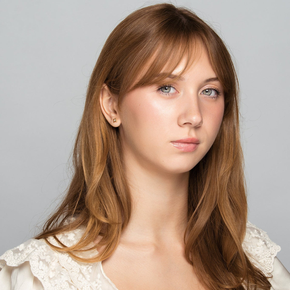 Amara Star Flat Back Earrings