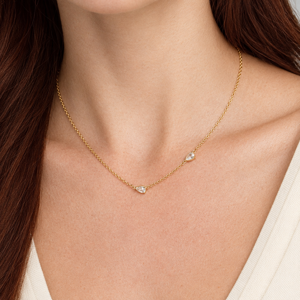 Close do colar Petra Gold Filled